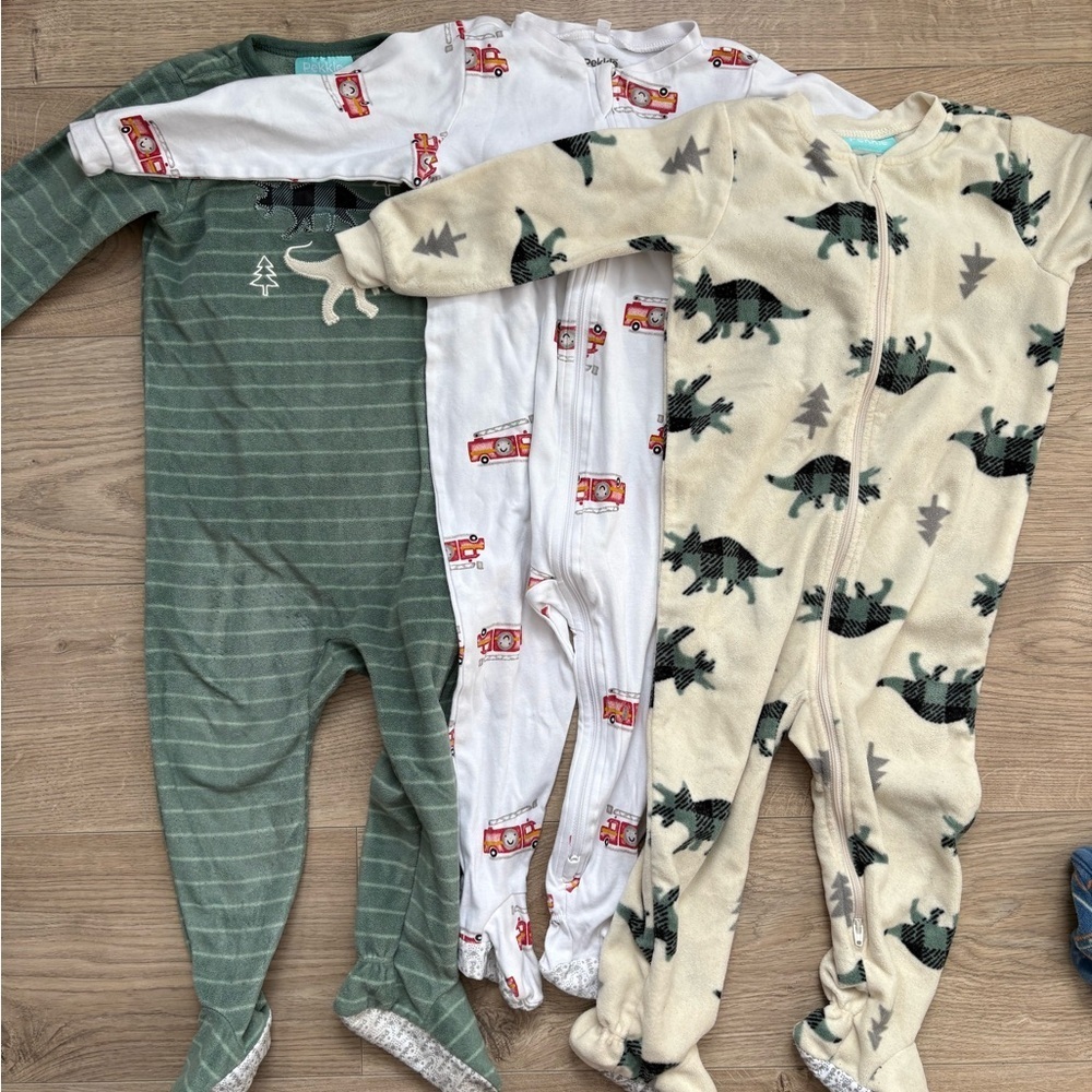 Pekkle 2T Footed Pajama Bundle Dino Firetruck Fleece Cotton Sleepers